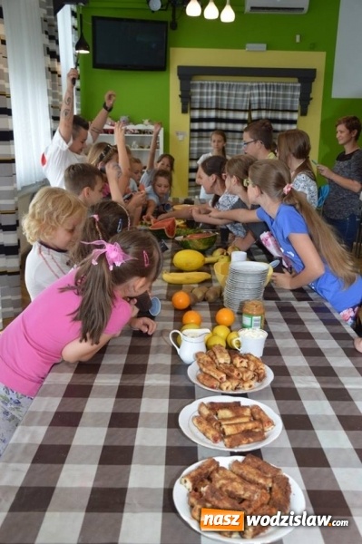 Zdjęcie w galerii na portalu naszwodzislaw.com: Uczestniczka Hell's Kitchen gotowała w Miejskim  Ośrodku Kultury w Radlinie wiadomości z regionu