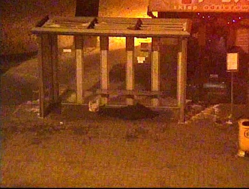 Zdjęcie w galerii na portalu naszwodzislaw.com: Pijany i wyziębnięty leżał na chodniku wiadomości z regionu