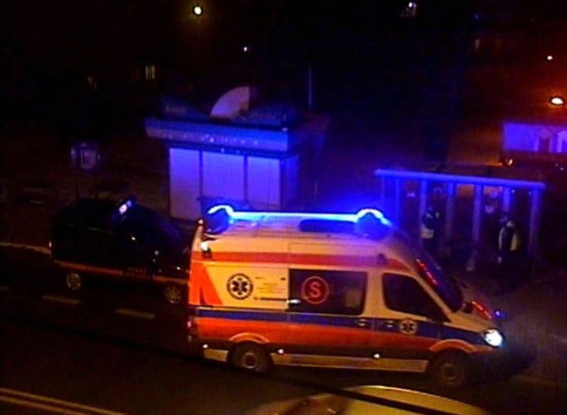 Zdjęcie w galerii na portalu naszwodzislaw.com: Pijany i wyziębnięty leżał na chodniku wiadomości z regionu