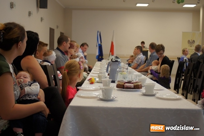 Zdjęcie w galerii na portalu naszwodzislaw.com: Gwarno i wesoło na spotkaniu z najmłodszymi mieszkańcami Gminy Mszana wiadomości z regionu