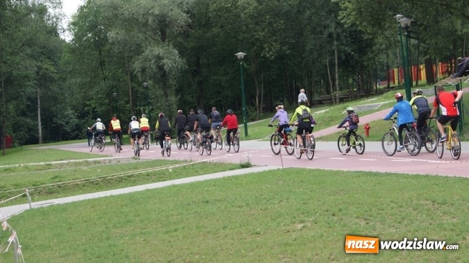 Zdjęcie w galerii na portalu naszwodzislaw.com: Rowerem po Wodzisławiu. 30 cyklist&oacute;w przejechało ulicami miasta i okolic wiadomości z regionu