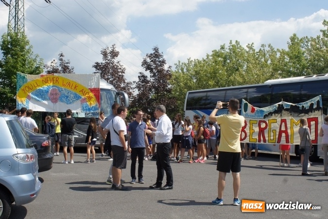Zdjęcie w galerii na portalu naszwodzislaw.com: Światowe Dni Młodzieży. Włoscy pielgrzymi są już w Mszanie wiadomości z regionu