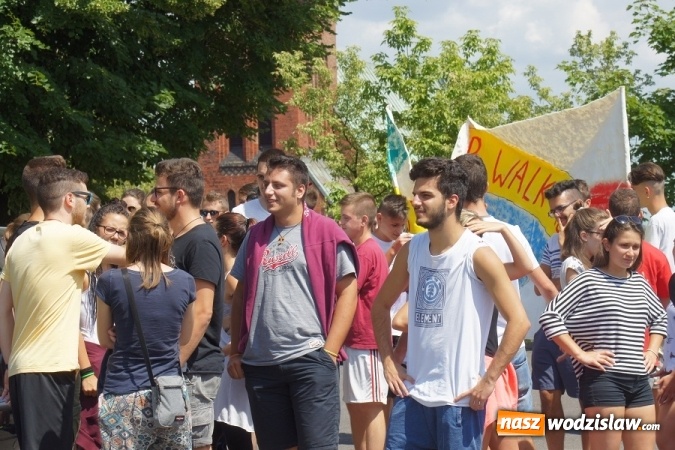 Zdjęcie w galerii na portalu naszwodzislaw.com: Światowe Dni Młodzieży. Włoscy pielgrzymi są już w Mszanie wiadomości z regionu