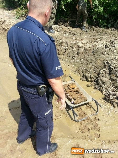 Zdjęcie w galerii na portalu naszwodzislaw.com: Na terenie polderu Buk&oacute;w natrafiono na groźne pamiątki po II wojnie światowej wiadomości z regionu