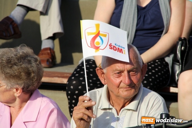 Zdjęcie w galerii na portalu naszwodzislaw.com: Światowe Dni Młodzieży. Do Wodzisławia zawitali pielgrzymi z Włoch, Niemiec i Portugalii wiadomości z regionu