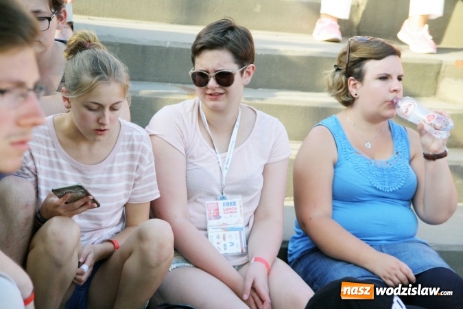 Zdjęcie w galerii na portalu naszwodzislaw.com: Światowe Dni Młodzieży. Do Wodzisławia zawitali pielgrzymi z Włoch, Niemiec i Portugalii wiadomości z regionu