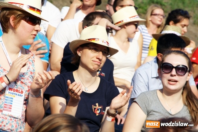Zdjęcie w galerii na portalu naszwodzislaw.com: Światowe Dni Młodzieży. Do Wodzisławia zawitali pielgrzymi z Włoch, Niemiec i Portugalii wiadomości z regionu