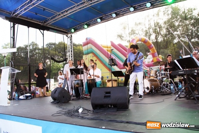 Zdjęcie w galerii na portalu naszwodzislaw.com: Światowe Dni Młodzieży. Do Wodzisławia zawitali pielgrzymi z Włoch, Niemiec i Portugalii wiadomości z regionu