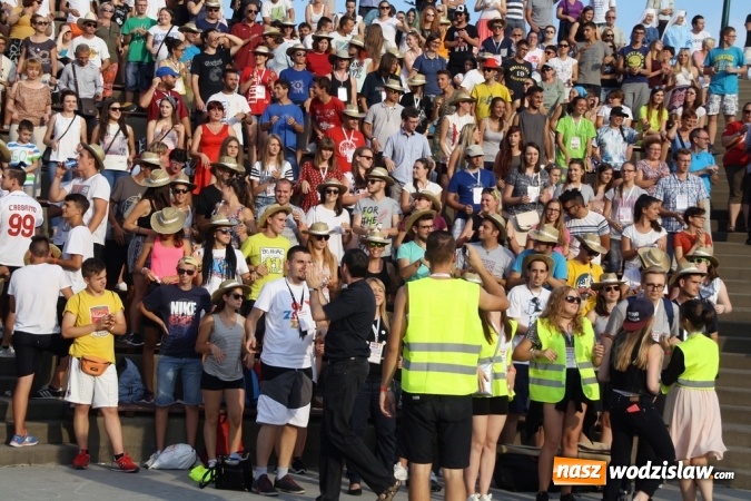 Zdjęcie w galerii na portalu naszwodzislaw.com: Światowe Dni Młodzieży. Do Wodzisławia zawitali pielgrzymi z Włoch, Niemiec i Portugalii wiadomości z regionu