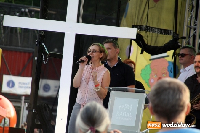 Zdjęcie w galerii na portalu naszwodzislaw.com: Światowe Dni Młodzieży. Do Wodzisławia zawitali pielgrzymi z Włoch, Niemiec i Portugalii wiadomości z regionu