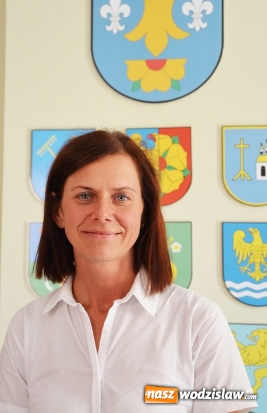 Zdjęcie w galerii na portalu naszwodzislaw.com: Katarzyna Zöllner-Solowska nowym zastępcą naczelnika Wydziału Oświaty wiadomości z regionu