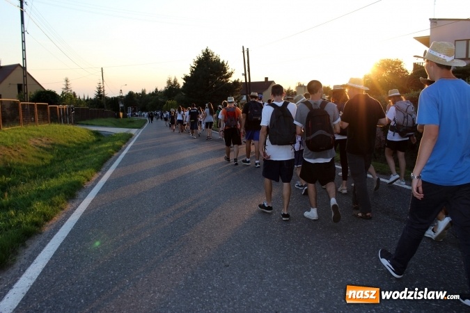 Zdjęcie w galerii na portalu naszwodzislaw.com: Światowe Dni Młodzieży w powiecie wodzisławskim. Droga świata w Pogrzebieniu wiadomości z regionu