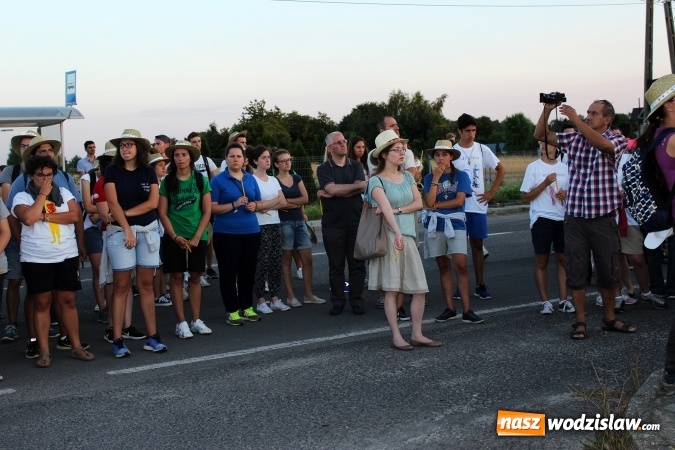 Zdjęcie w galerii na portalu naszwodzislaw.com: Światowe Dni Młodzieży w powiecie wodzisławskim. Droga świata w Pogrzebieniu wiadomości z regionu