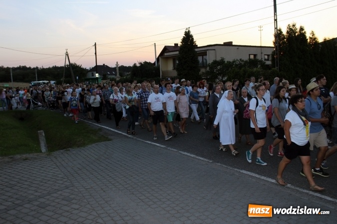 Zdjęcie w galerii na portalu naszwodzislaw.com: Światowe Dni Młodzieży w powiecie wodzisławskim. Droga świata w Pogrzebieniu wiadomości z regionu