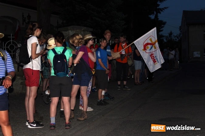Zdjęcie w galerii na portalu naszwodzislaw.com: Światowe Dni Młodzieży w powiecie wodzisławskim. Droga świata w Pogrzebieniu wiadomości z regionu