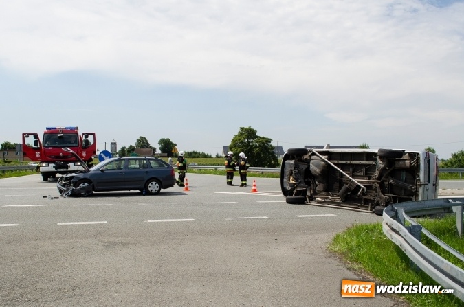 Zdjęcie w galerii na portalu naszwodzislaw.com: 21-latek z Wodzisławia doprowadził do zderzenia w Zabełkowie  wiadomości z regionu