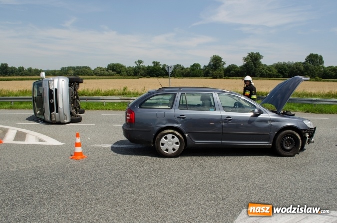 Zdjęcie w galerii na portalu naszwodzislaw.com: 21-latek z Wodzisławia doprowadził do zderzenia w Zabełkowie  wiadomości z regionu