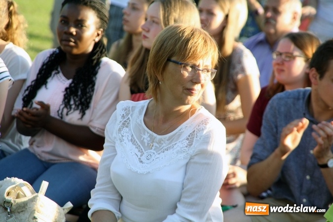 Zdjęcie w galerii na portalu naszwodzislaw.com: ŚDM: Młodzież z Portugalii oraz Niemiec gości w Rydułtowach wiadomości z regionu