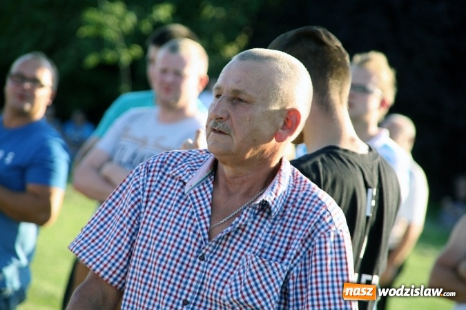 Zdjęcie w galerii na portalu naszwodzislaw.com: ŚDM: Młodzież z Portugalii oraz Niemiec gości w Rydułtowach wiadomości z regionu