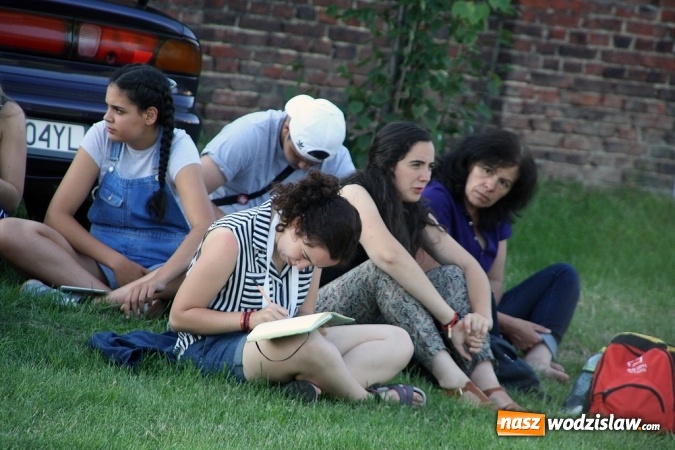 Zdjęcie w galerii na portalu naszwodzislaw.com: ŚDM: Młodzież z Portugalii oraz Niemiec gości w Rydułtowach wiadomości z regionu