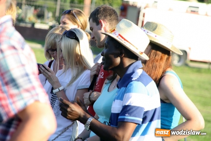 Zdjęcie w galerii na portalu naszwodzislaw.com: ŚDM: Młodzież z Portugalii oraz Niemiec gości w Rydułtowach wiadomości z regionu