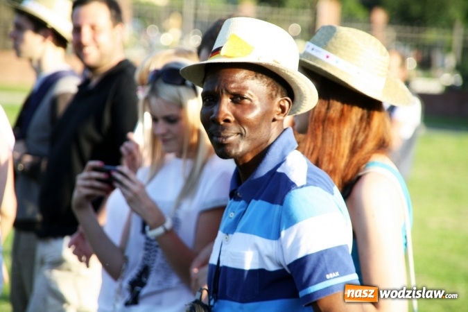 Zdjęcie w galerii na portalu naszwodzislaw.com: ŚDM: Młodzież z Portugalii oraz Niemiec gości w Rydułtowach wiadomości z regionu