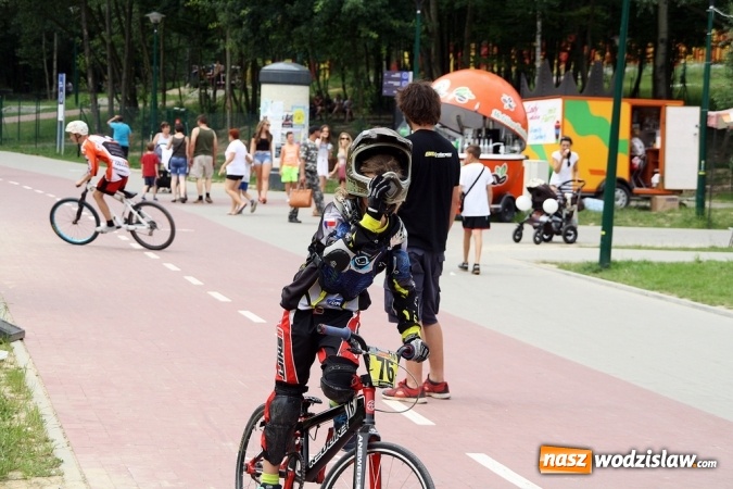 Zdjęcie w galerii na portalu naszwodzislaw.com: Rodzinny Park Rozrywki świętuje swoje urodziny. Zorganizowano Festiwal Atrakcji wiadomości z regionu