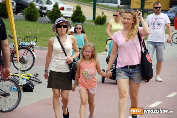 Zdjęcie w galerii na portalu naszwodzislaw.com: Rodzinny Park Rozrywki świętuje swoje urodziny. Zorganizowano Festiwal Atrakcji wiadomości z regionu