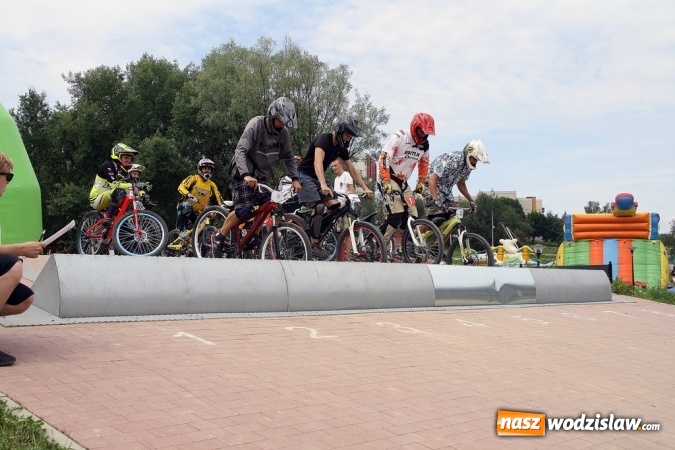 Zdjęcie w galerii na portalu naszwodzislaw.com: Rodzinny Park Rozrywki świętuje swoje urodziny. Zorganizowano Festiwal Atrakcji wiadomości z regionu