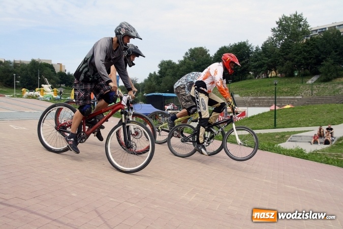 Zdjęcie w galerii na portalu naszwodzislaw.com: Rodzinny Park Rozrywki świętuje swoje urodziny. Zorganizowano Festiwal Atrakcji wiadomości z regionu