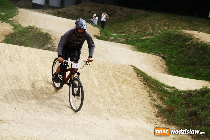 Zdjęcie w galerii na portalu naszwodzislaw.com: Rodzinny Park Rozrywki świętuje swoje urodziny. Zorganizowano Festiwal Atrakcji wiadomości z regionu