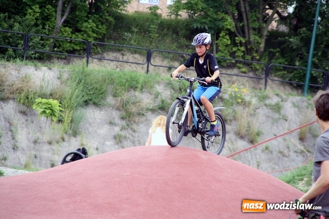 Zdjęcie w galerii na portalu naszwodzislaw.com: Rodzinny Park Rozrywki świętuje swoje urodziny. Zorganizowano Festiwal Atrakcji wiadomości z regionu