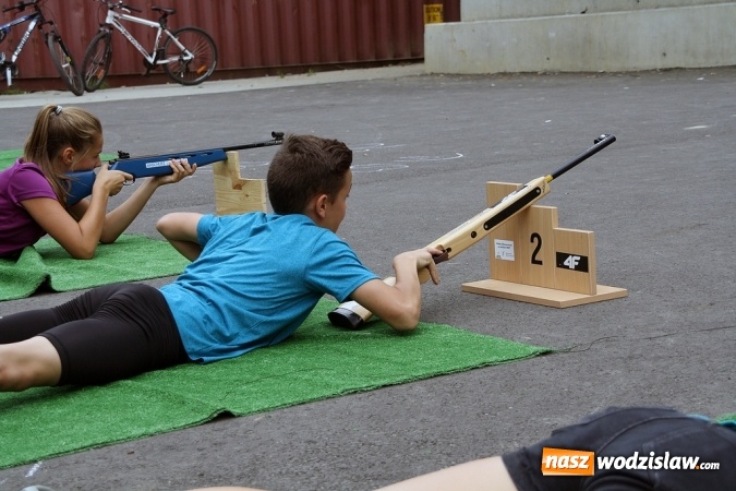 Zdjęcie w galerii na portalu naszwodzislaw.com: Rodzinny Park Rozrywki świętuje swoje urodziny. Zorganizowano Festiwal Atrakcji wiadomości z regionu