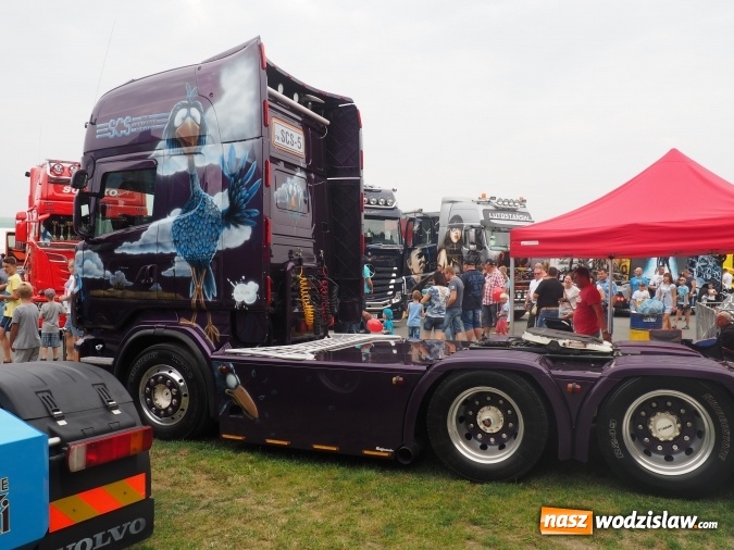 Zdjęcie w galerii na portalu naszwodzislaw.com: Tłumy na zlocie Master Truck 2016 wiadomości z regionu