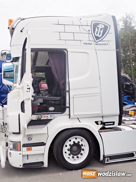 Zdjęcie w galerii na portalu naszwodzislaw.com: Tłumy na zlocie Master Truck 2016 wiadomości z regionu