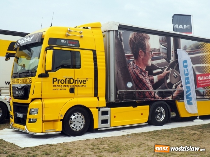 Zdjęcie w galerii na portalu naszwodzislaw.com: Tłumy na zlocie Master Truck 2016 wiadomości z regionu