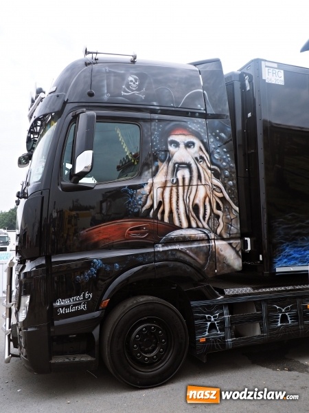 Zdjęcie w galerii na portalu naszwodzislaw.com: Tłumy na zlocie Master Truck 2016 wiadomości z regionu