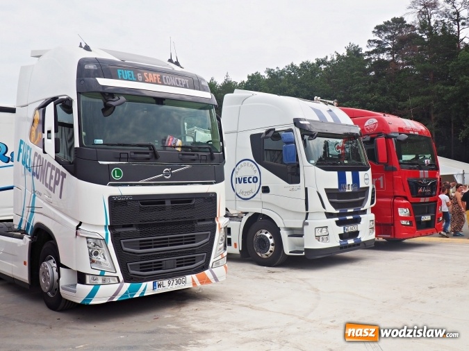 Zdjęcie w galerii na portalu naszwodzislaw.com: Tłumy na zlocie Master Truck 2016 wiadomości z regionu