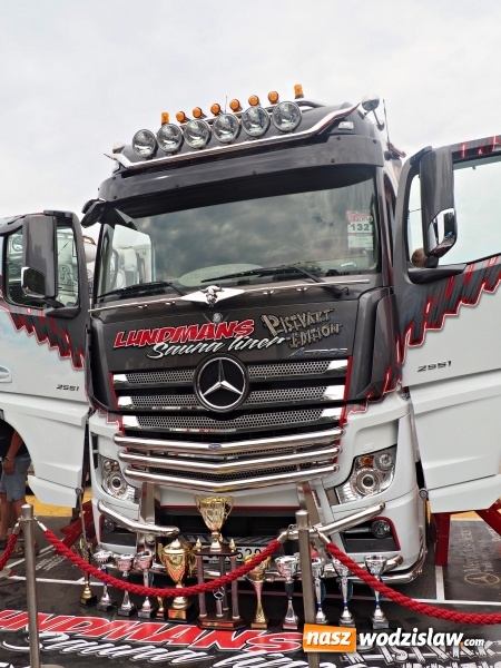 Zdjęcie w galerii na portalu naszwodzislaw.com: Tłumy na zlocie Master Truck 2016 wiadomości z regionu