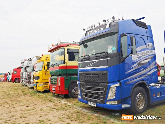 Zdjęcie w galerii na portalu naszwodzislaw.com: Tłumy na zlocie Master Truck 2016 wiadomości z regionu