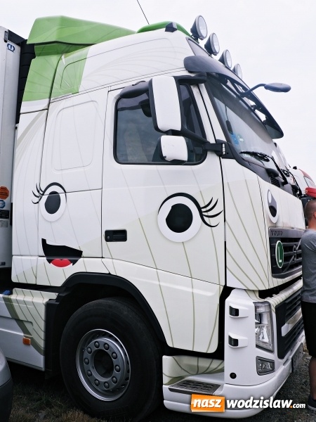 Zdjęcie w galerii na portalu naszwodzislaw.com: Tłumy na zlocie Master Truck 2016 wiadomości z regionu