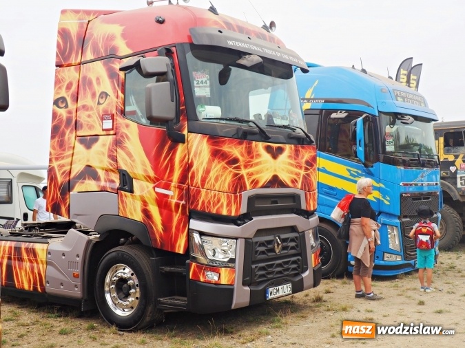 Zdjęcie w galerii na portalu naszwodzislaw.com: Tłumy na zlocie Master Truck 2016 wiadomości z regionu
