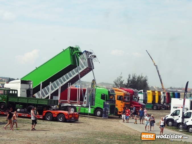 Zdjęcie w galerii na portalu naszwodzislaw.com: Tłumy na zlocie Master Truck 2016 wiadomości z regionu