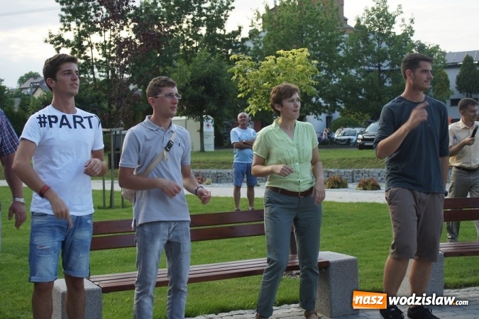 Zdjęcie w galerii na portalu naszwodzislaw.com: Pożegnanie włoskich pielgrzymów z rodzinami z Mszany i Połomi  wiadomości z regionu