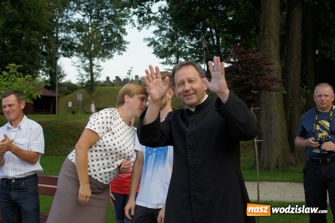 Zdjęcie w galerii na portalu naszwodzislaw.com: Pożegnanie włoskich pielgrzymów z rodzinami z Mszany i Połomi  wiadomości z regionu