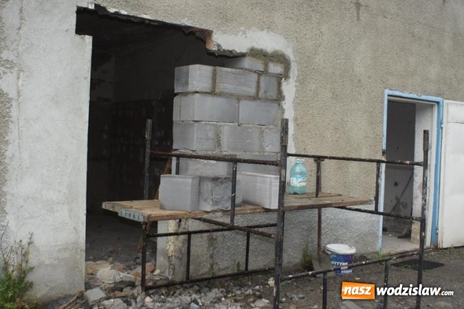 Zdjęcie w galerii na portalu naszwodzislaw.com: Stary barak przy ul. Tuskera w Mszanie zyska nowy wygląd i funkcje wiadomości z regionu