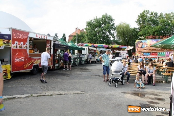 Zdjęcie w galerii na portalu naszwodzislaw.com: Wystartowała 13. edycja wodzisławskiego Festiwalu Reggae - fotoreportaż z popołudnia wiadomości z regionu