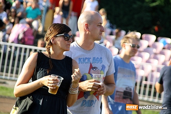 Zdjęcie w galerii na portalu naszwodzislaw.com: Festiwal Reggae 2016. Grubson porwał publiczność wiadomości z regionu