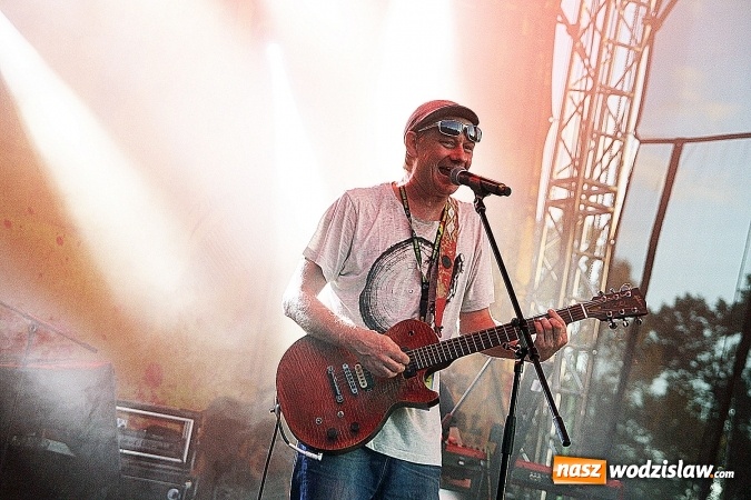 Zdjęcie w galerii na portalu naszwodzislaw.com: Festiwal Reggae 2016. Grubson porwał publiczność wiadomości z regionu