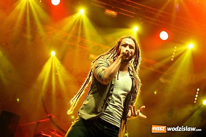 Zdjęcie w galerii na portalu naszwodzislaw.com: Festiwal Reggae 2016. Grubson porwał publiczność wiadomości z regionu